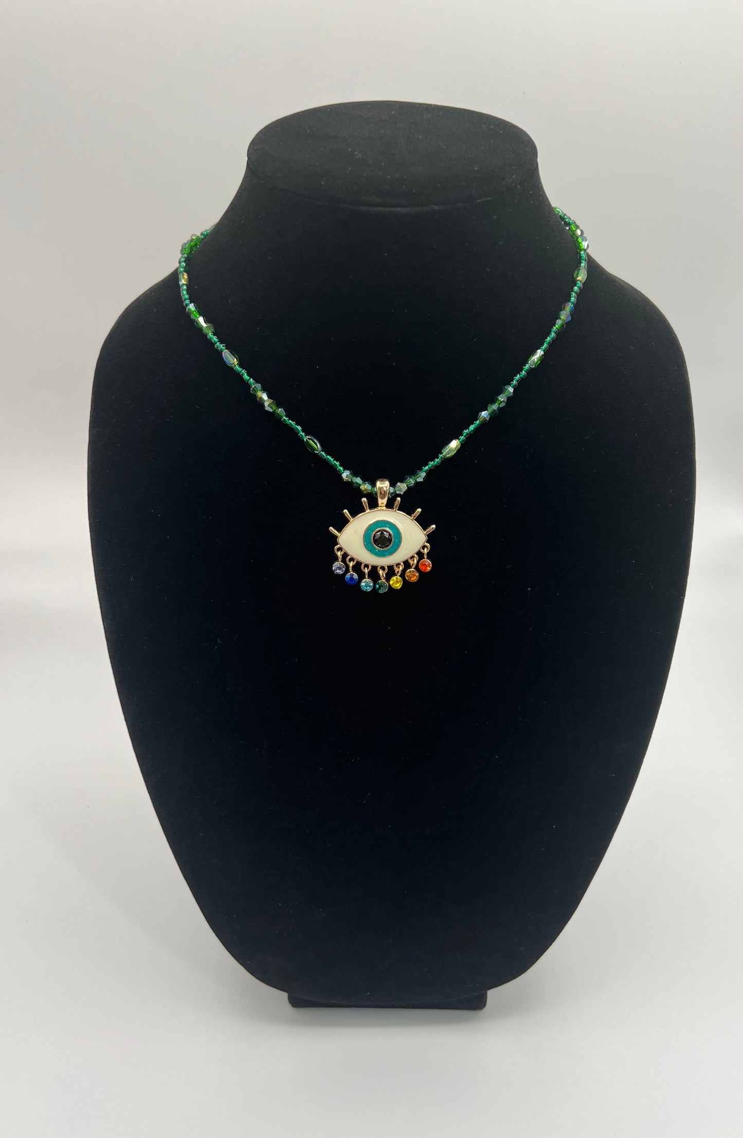 Green Eye Catcher