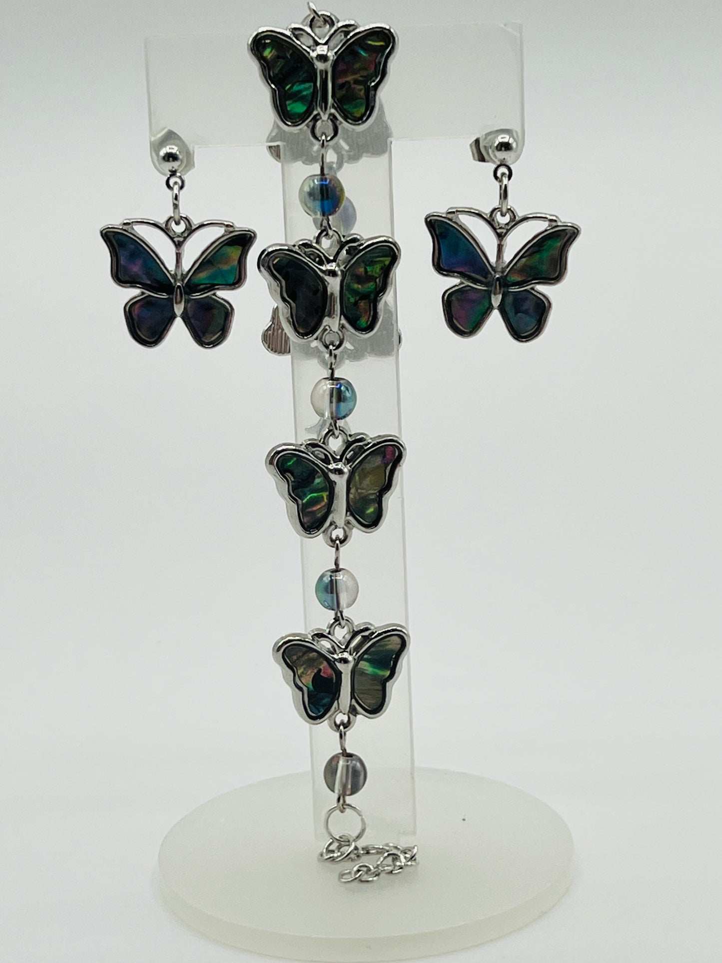 Mariposa Style